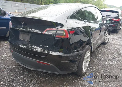 2022 Tesla Model Y Long Range Dual Motor All-Wheel Drive from USA, damaged, VIN 7SAYGDEE3NF461019